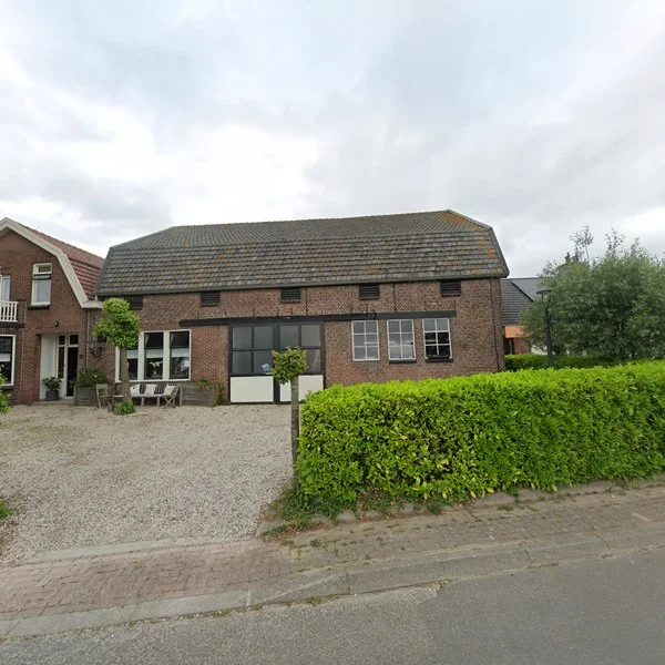 Straatbeeld van Molendijk 58, 3227CD Oudenhoorn