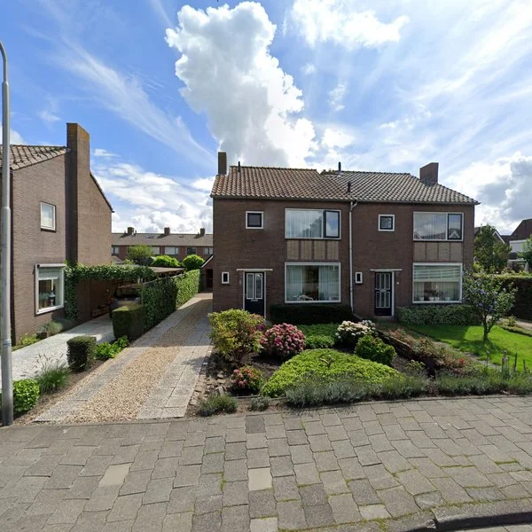 Straatbeeld van Molenhoek 2, 2973AG Molenaarsgraaf