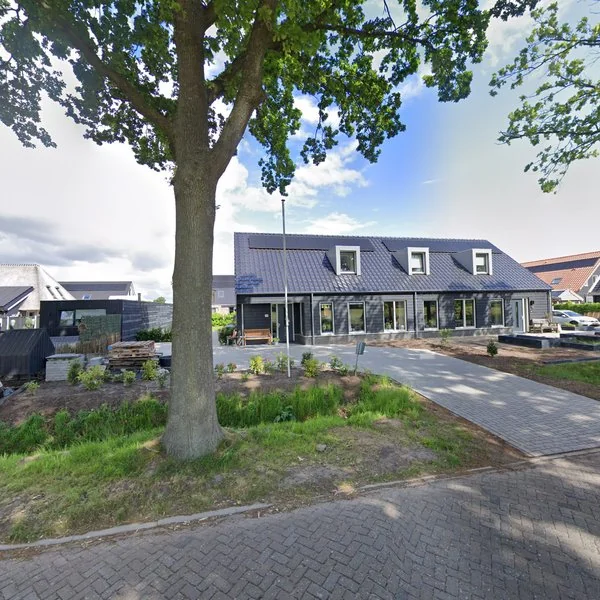 Straatbeeld van Molenstraat 1a, 8326CV Sint Jansklooster