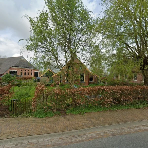 Straatbeeld van Molenweg 3, 9922PB Westeremden