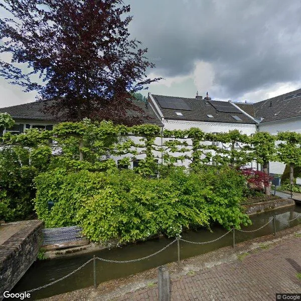 Straatbeeld van Molenweg 4, 6271JN Gulpen