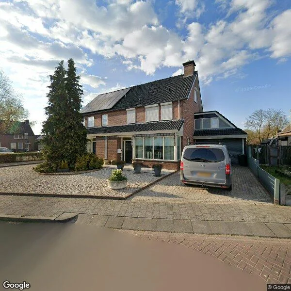 Straatbeeld van Molenweg 79, 5351ET Berghem