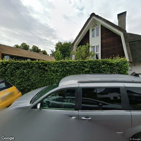 Straatbeeld van Molenweg 8, 1251LT Laren