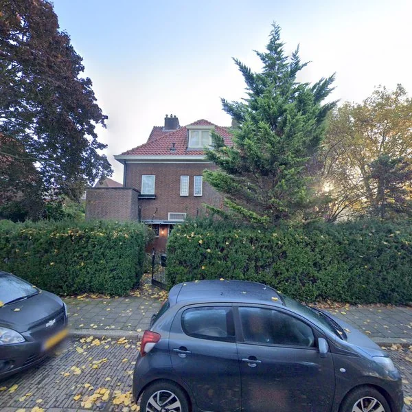 Straatbeeld van Molukkenstraat 1, 2612EC Delft