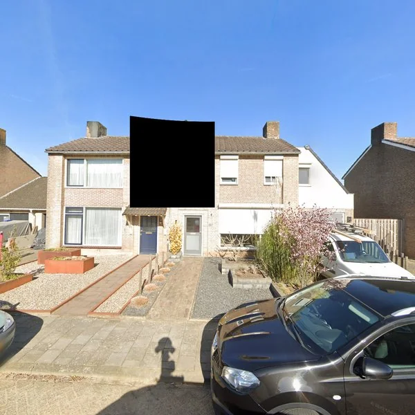 Straatbeeld van Monseigneur Zwijsenstraat 12, 5836BN Sambeek