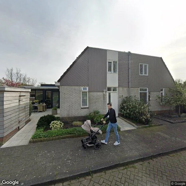 Straatbeeld van Monsmastate 1, 8925BP Leeuwarden