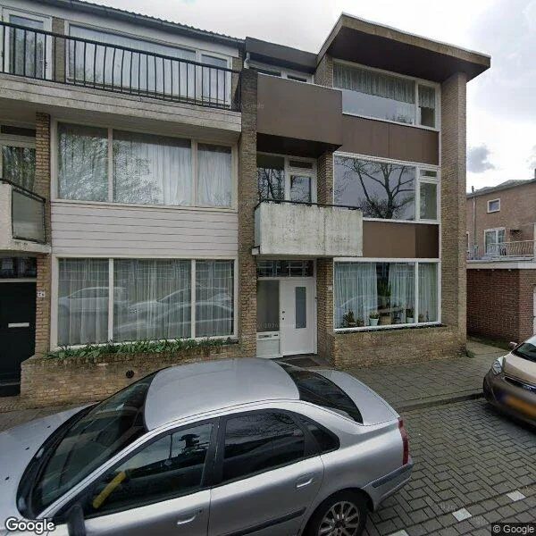 Straatbeeld van Montfortanenlaan 78, 5042CX Tilburg