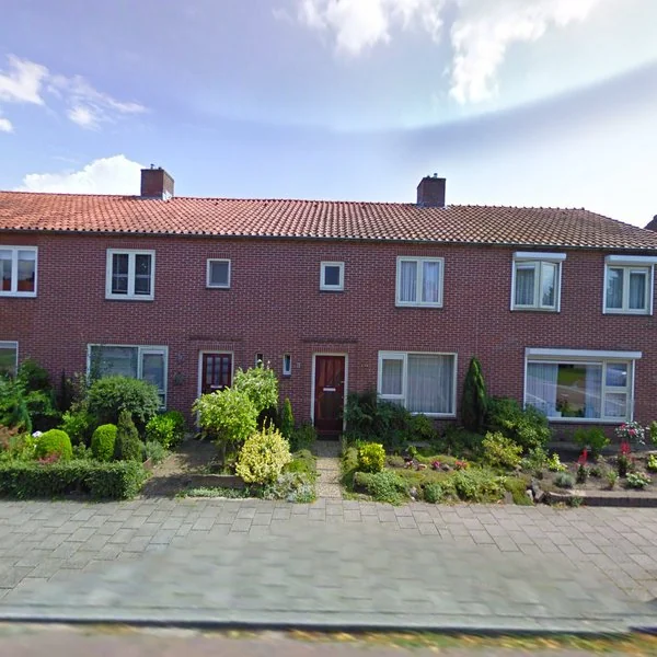 Straatbeeld van Monumentstraat 27, 8102AJ Raalte