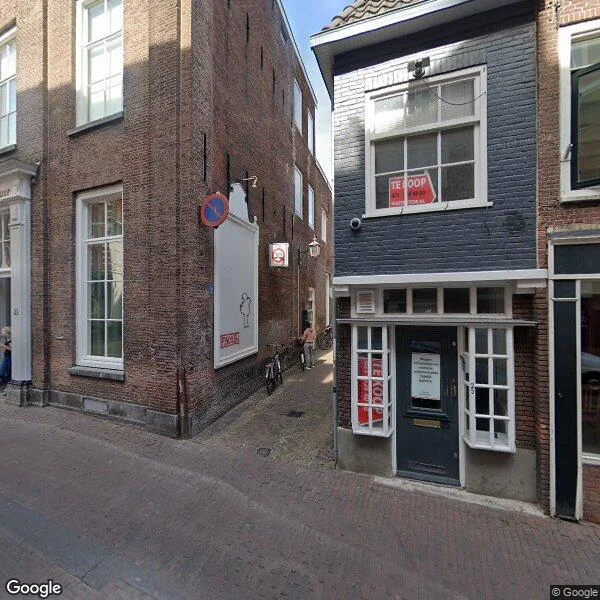 Straatbeeld van Morinnesteeg 64, 2011RH Haarlem
