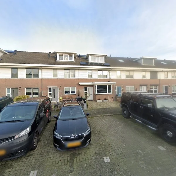 Straatbeeld van Mozartlaan 12, 2151GJ Nieuw-Vennep