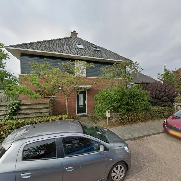 Straatbeeld van Muiderzand 24, 1274TB Huizen