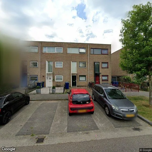 Straatbeeld van Multatuliweg 13, 1321CH Almere