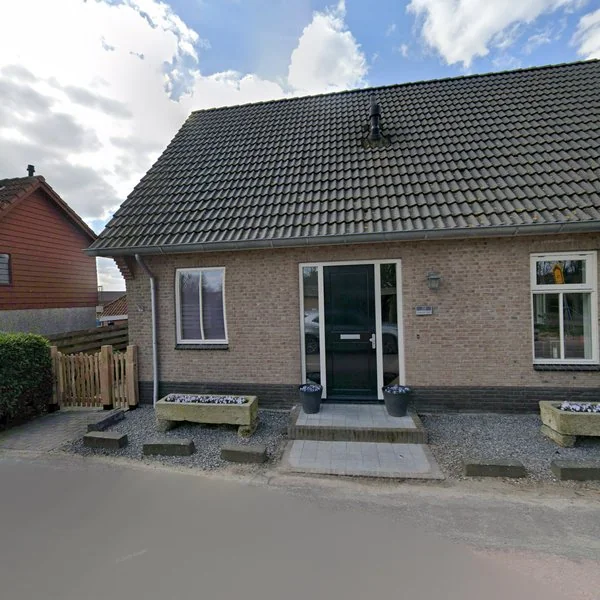 Straatbeeld van Munnikendijk 28, 3273LE Westmaas