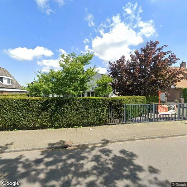 Straatbeeld van Munnikenweg 60, 3905MJ Veenendaal