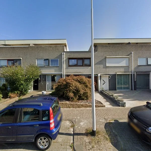 Straatbeeld van Naardenstraat 127, 5045MK Tilburg