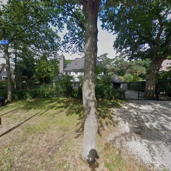 Straatbeeld van Naarderstraat 248, 1272NR Huizen