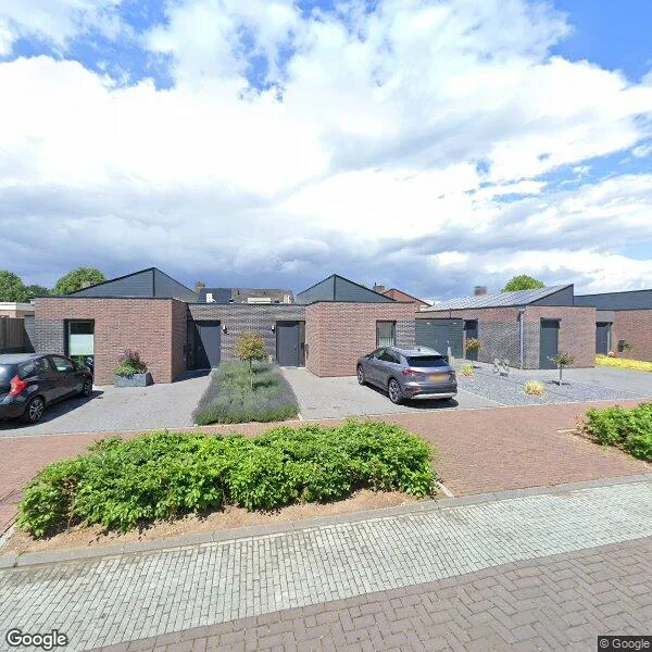Straatbeeld van Napoleonsweg 104, 6081AE Haelen