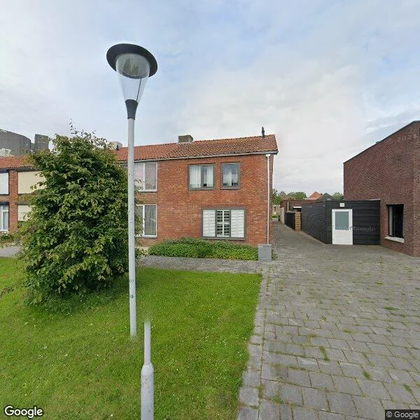Straatbeeld van Nassaustraat 2, 4551AC Sas van Gent