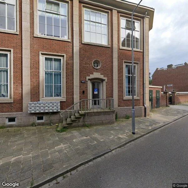 Straatbeeld van Nassaustraat 42, 5911BV Venlo