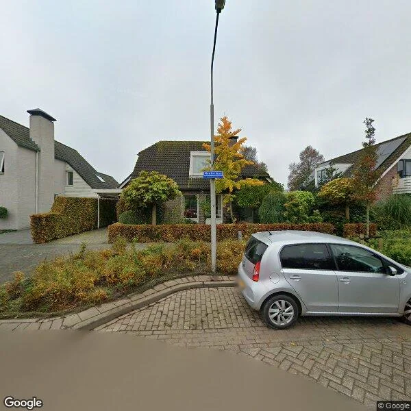 Straatbeeld van Newtonlaan 86, 5252CG Vlijmen