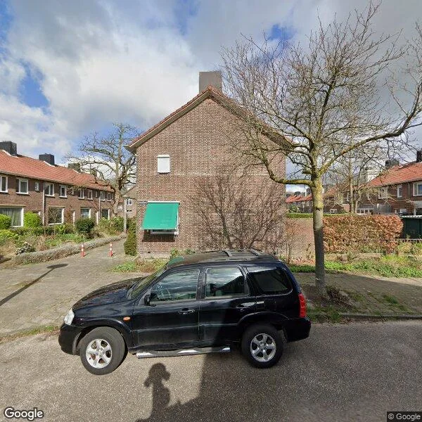 Straatbeeld van Nibbixwoudstraat 4, 1023XL Amsterdam