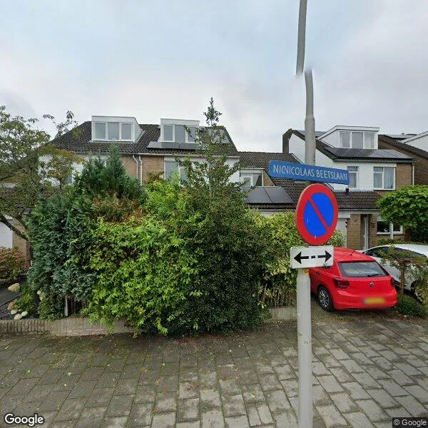 Straatbeeld van Nicolaas Beetslaan 11, 1985HH Driehuis NH
