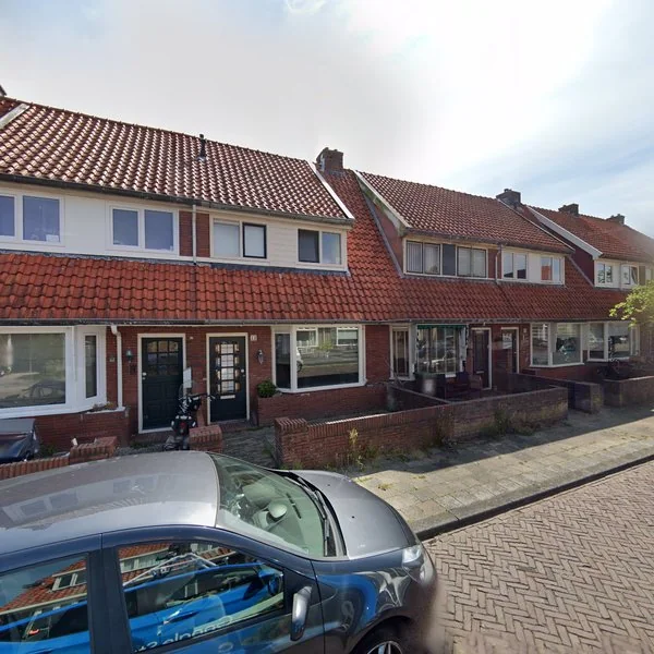 Straatbeeld van Nicolaas Tulpstraat 10, 8921RC Leeuwarden