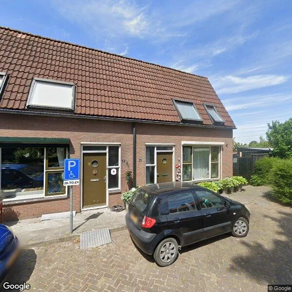 Straatbeeld van Nieuwe Kerkplein 13, 4423AC Schore