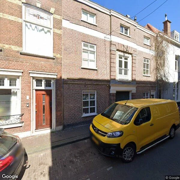 Straatbeeld van Nieuwe Molstraat 1A, 2512BH Den Haag