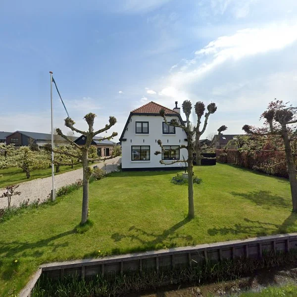 Straatbeeld van Nieuwe Rijksweg 64, 4128BN Lexmond