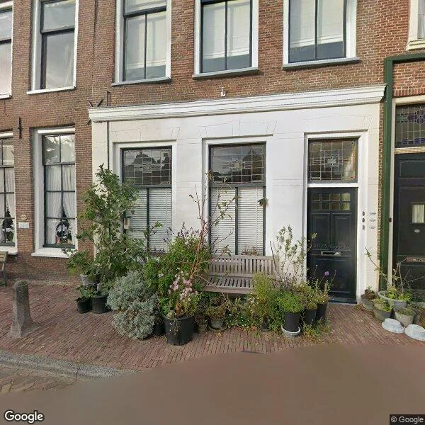 Straatbeeld van Nieuwe Rijn 110A, 2312JP Leiden