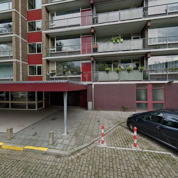 Straatbeeld van Nieuwendamlaan 530, 2547JZ Den Haag