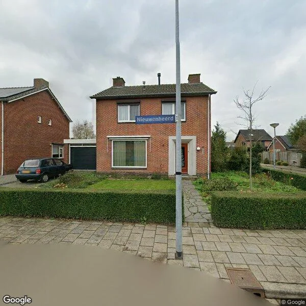 Straatbeeld van Nieuwenheerd 15, 6003PE Weert
