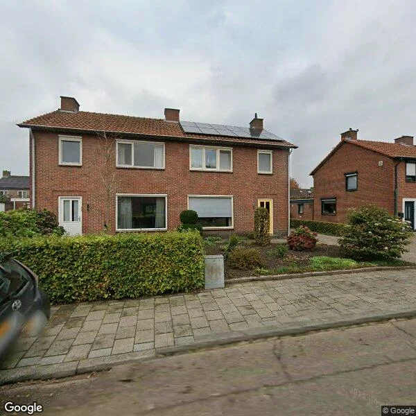 Straatbeeld van Nieuwenheerd 27, 6003PE Weert