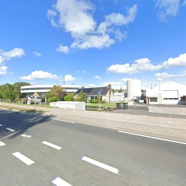 Straatbeeld van Nieuweweg 110, 2675BE Honselersdijk