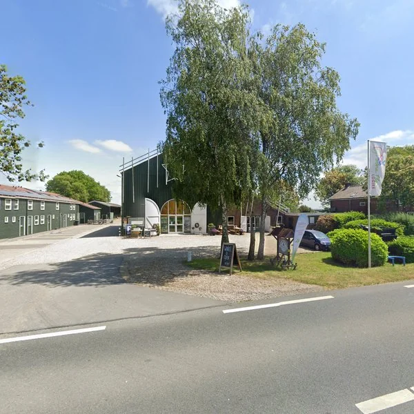 Straatbeeld van Nieuwveenseweg 102, 2435NW Zevenhoven
