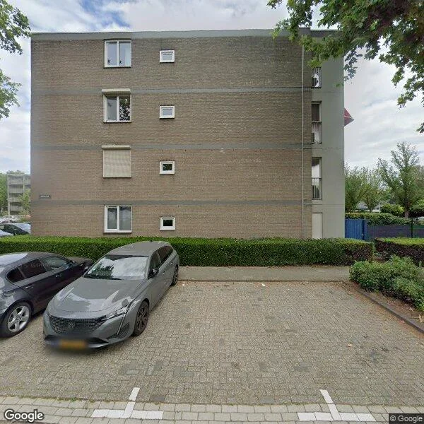 Straatbeeld van Nieuwveld 12, 5702HW Helmond