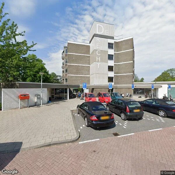 Straatbeeld van Niftrikhof 152, 1106SM Amsterdam