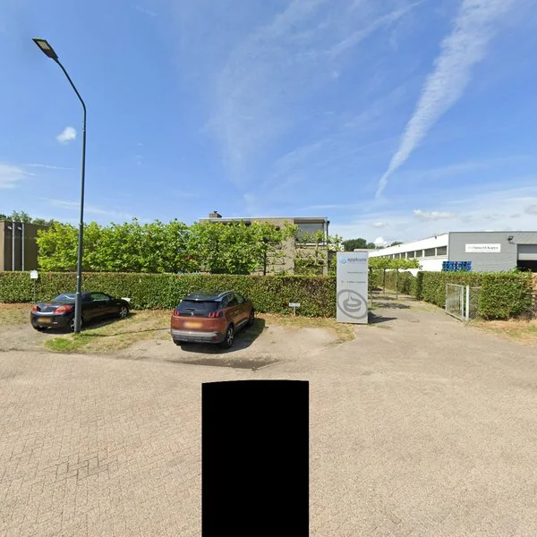 Straatbeeld van Nijverheidsweg 10, 4906CL Oosterhout