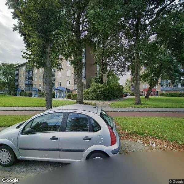 Straatbeeld van Nobellaan 81, 9406AB Assen