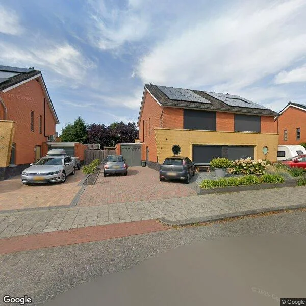 Straatbeeld van Noorddreef 8, 7908VC Hoogeveen