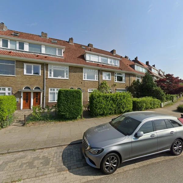 Straatbeeld van Noordelijke Parallelweg 134, 6813DG Arnhem