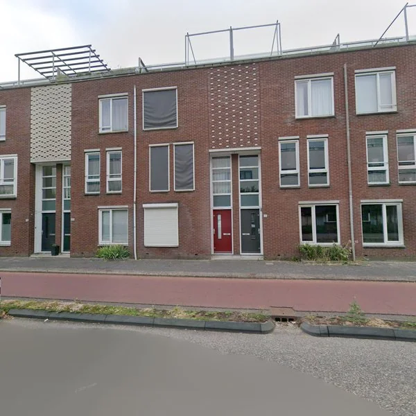 Straatbeeld van Noordendijk 104, 3311RR Dordrecht