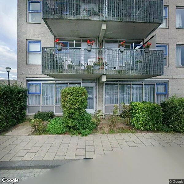Straatbeeld van Norderstedtplein 247, 3332GN Zwijndrecht