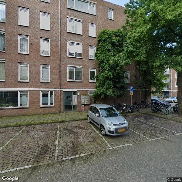 Straatbeeld van Nova Zemblastraat 237, 1013RJ Amsterdam