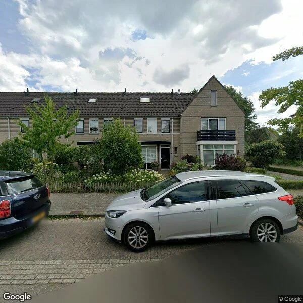 Straatbeeld van Nuenderbeekselaan 79, 5673RD Nuenen
