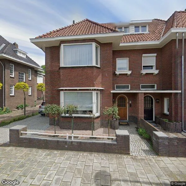 Straatbeeld van Observantenstraat 32, 6001AM Weert