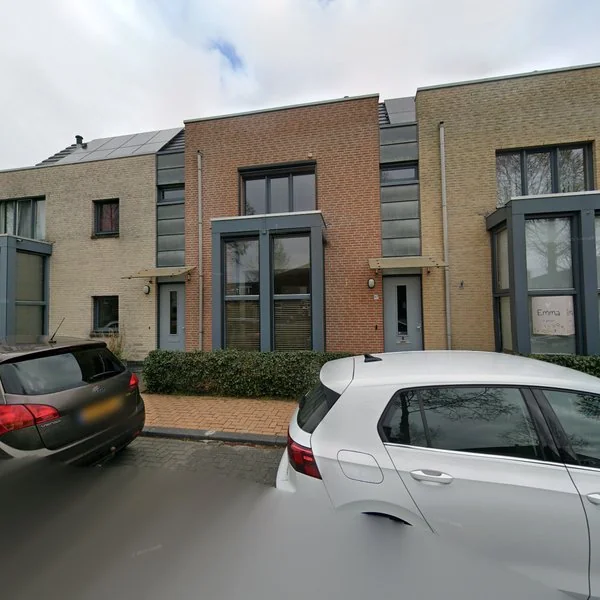 Straatbeeld van Oebele Stellingwerfweg 46, 8448RN Heerenveen