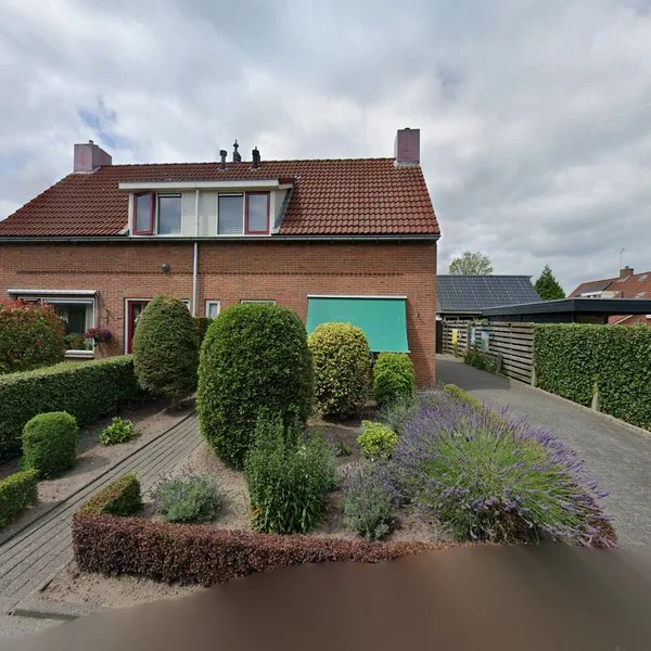 Straatbeeld van Oerdwars 2, 9218RK Opeinde