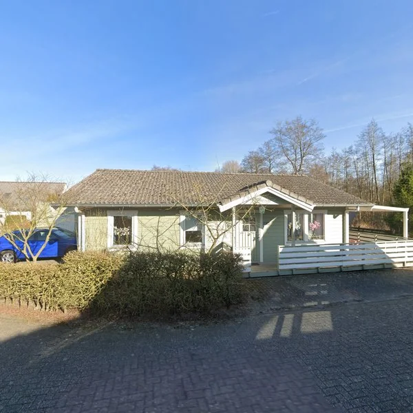 Straatbeeld van Oeverlanden 115, 9606RR Kropswolde